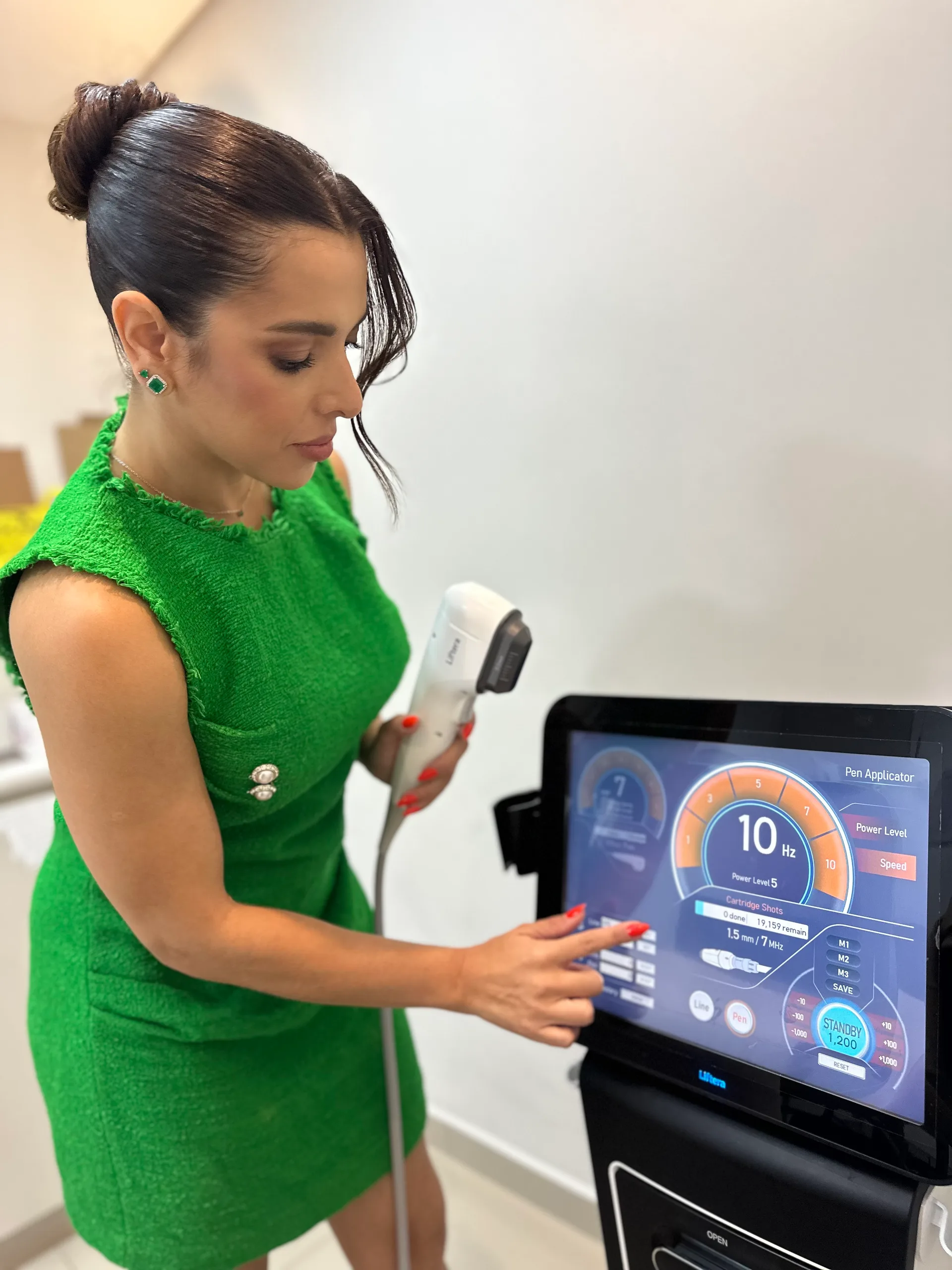 Dra. Layla Maldjian operando a Liftera